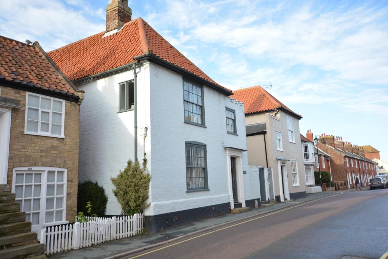 Gosfield Cottage, Алдебург Екстериор снимка